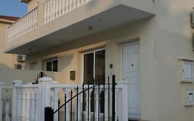 Nissi Villa